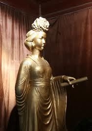 http://www.google.ca/imgres?q=wu+zetian&hl=en&sa=X (unknown)