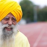 Fauja Singh (http://www.nevermindthebuspass.com)