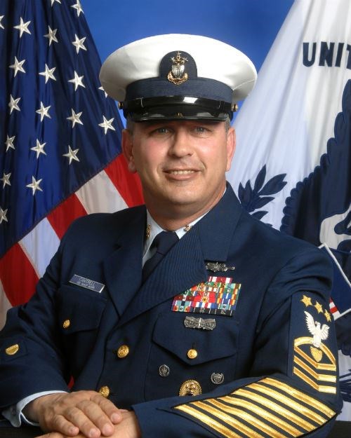 Master Chief Petty Officer Steven W. Cantrell (wikimedia.org (Wikimedia))