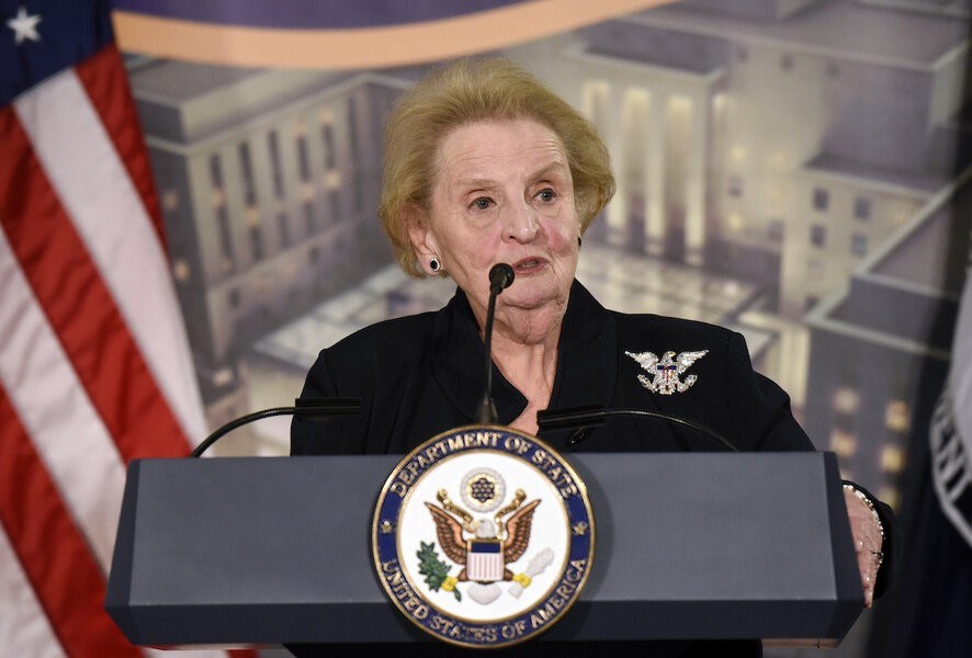 Picture of Secretary Madeleine Albright remembered as diplomatic but tough