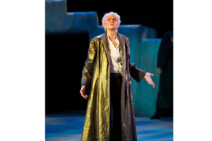 Picture of ‘It’s not Queen Lear.’ How one woman approaches Shakespeare’s iconic role.