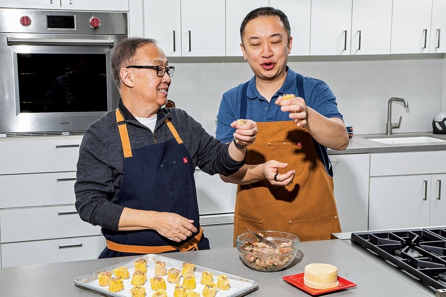 Picture of Father and son cooking duo stirs up Chinese cuisine