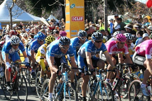 Michael Barry riding the 06 Tour of California (http://www.michaelbarry.ca/)