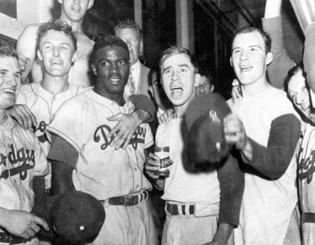 Jackie with his MLB team : The Brooklyn Dodgers (www.jackierobinson.com)