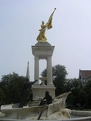 Francis Scott Key Monument (http://www.flickr.com/photos/<br>23748404@N00/32165608/)
