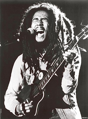  (http://i268.photobucket.com/albums/jj7/JOEMYSTA/bob-marley.jpg)