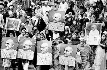 Group of Gandhi's Advocates Protesting (www.bhopal.net)