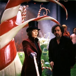 It shows what his creation looks like. (http://2.bp.blogspot.com/_Z9ZfomSoOm4/SYyTygkVaoI/AAAAAAAAAic/tHXqEu74uhI/s320/Johnny_Depp_Tim_Burton_Char.jpg)