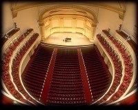 New York's Carnegie Hall (http://mysticplanet.com/IDA/CarnegieHall2.jpg)