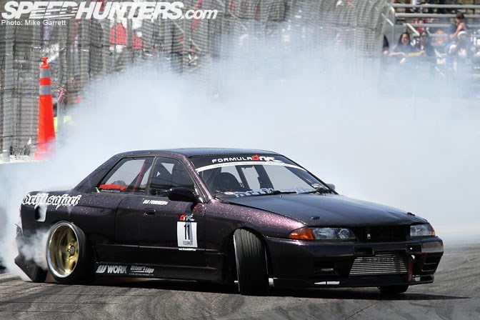 Ian drifting his 4 door Nissan