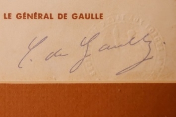 General De Gaulle's signature (Photo of family document)