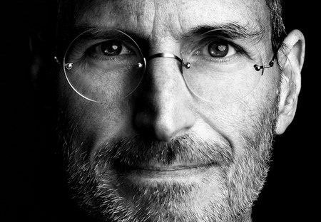  (http://www.newlaunches.com/archives/steve_jobs_the_fall_and_rise_of_a_techczar.php ())