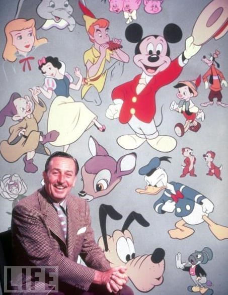 Walt Disney and his Cartoons (http://www.funnyphotos.net.au/walt-disney/ (Ian))
