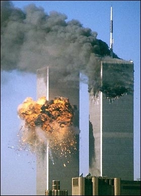 The second attack on the World Trade Center. (zelfkrantmaken.com ())