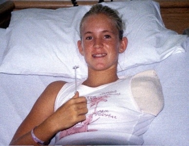 Bethany Hamilton in the hospital after the attack (http://www.google.com/imgres?hl=en&sa=X&tbo=d&biw= ())
