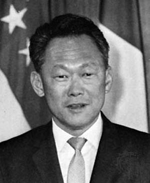A Young Lee Kuan Yew Recently Elected  (http://komunitikini.com/news/comment-episodes-the- ())