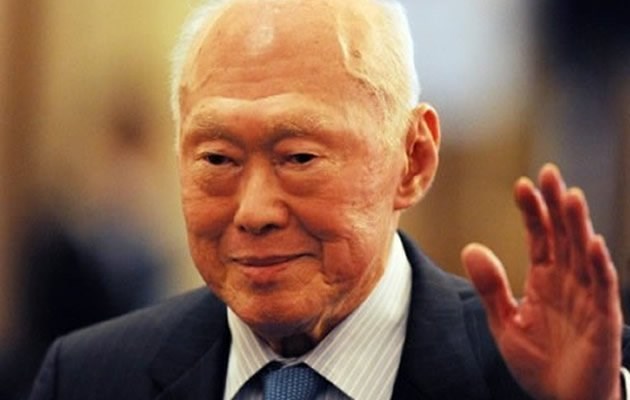 Prime Minister Lee Kuan Yew After Retirement (http://sg.news.yahoo.com/blogs/singaporescene/lee- ())