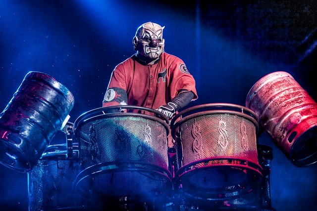 Shawn Crahan in his clown mask during a Slipknot c (https://www.flickr.com/photos/snypaz118/7721307924 ())