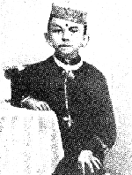 Gandhi at the age of 7 (http://www.mkgandhi.org/biography/chldhood.htm ())