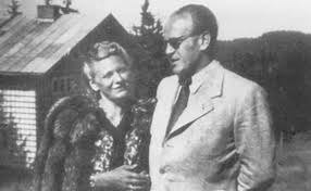 Oskar Schindler and his wife, Emlie  (jewishjournal.com ())