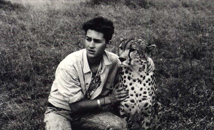 Dan Eldon with a cheetah in Africa (invisiblechildren.com ())