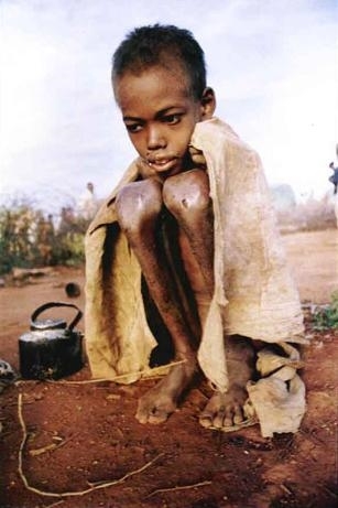 Somalian child (burgerfoot.wordpress.com (Dan Eldon))