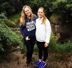 Ronda and her younger sister, Julia. (Instagram ())
