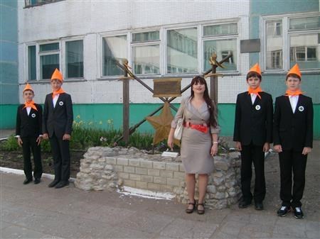 This is a monument to IM Budilin (private photo (The teacher) (The teacher))