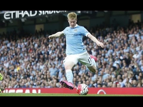 Kevin de Bruyne in action kicking a soccer ball. (https://www.youtube.com/watch?v=k3L1pbEnF8o ())