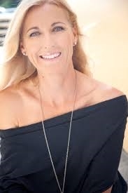 (http://profilemag.com.au/golden-girl/ (Profile Magazine))
