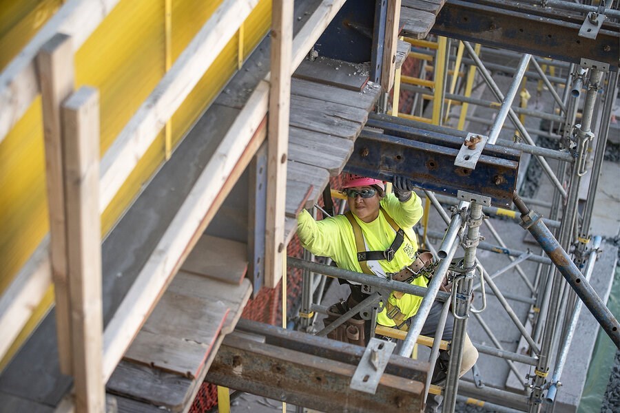 Picture of Women in construction find solidarity as ‘sisters in the brotherhood’