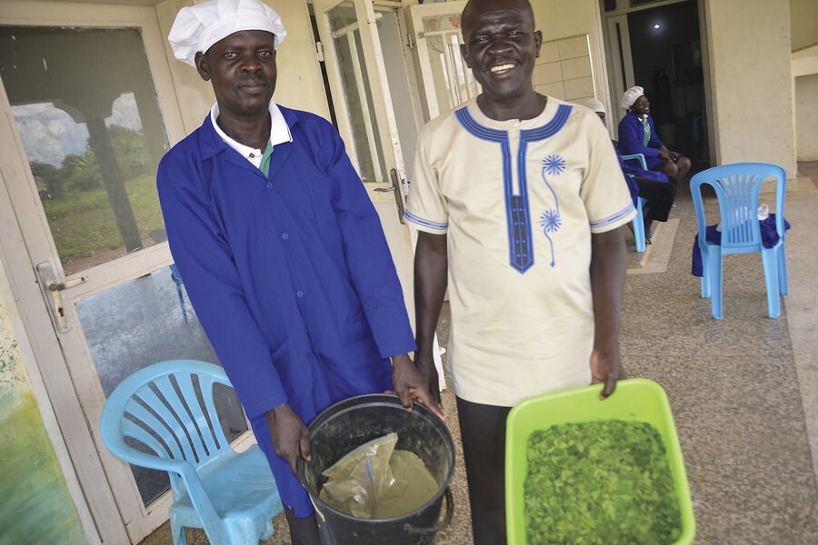 Picture of Two brothers use mangoes to help break the hunger cycle in a Ugandan village