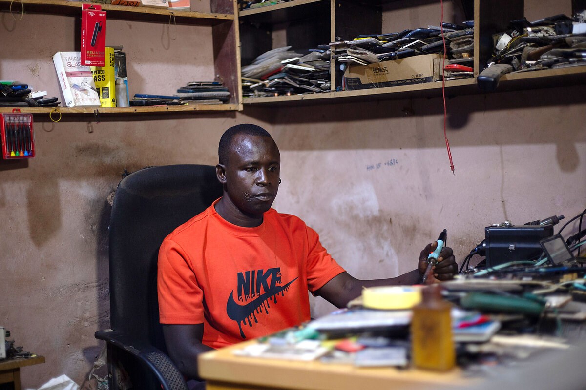 Picture of Nigeria is Africa’s biggest oil producer. Its citizens eye a different future.