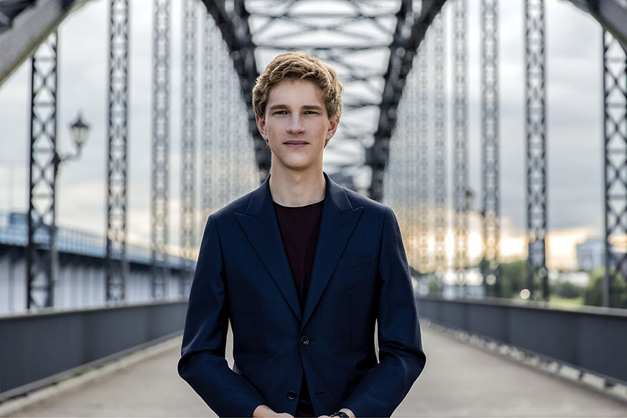 Jan Lisiecki has recorded albums featuring Chopin, Mozart, and Schumann. He’s also a UNICEF Canada ambassador. (Courtesy of Holger Hage/Deutsche Grammophon)