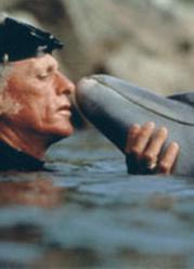 Ric O'Barry and dolphin. (thecovemovie.com)