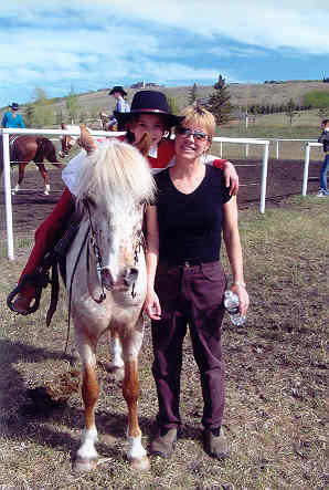 my mom, Splashy and I at our 4-H achievement day (Home)