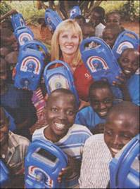 Kids With Their Radios (http://www.globalgiving.com/news/<br>img/freeplay_pic.jpg)