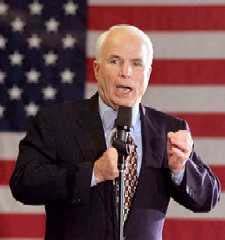 McCain speaking to a group of supporters. (http://www.indystar.com)