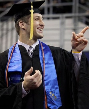 Tim Tebow to speak at UF commencement