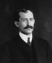Orville Wright (http://en.wikipedia.org/wiki/File:Wilbur_Wright.jpg)