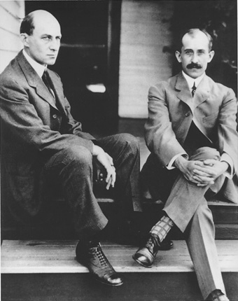 Wilbur and Orville Wright (http://www.ascho.wpafb.af.mil/start/PHOTOS/PG2-A.JPG)
