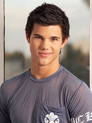 Taylor Lautner - Latest | Page 3 | Teen Vogue