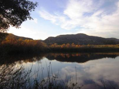 <b>Barbara's Lake (http://www.caopenspace.org/barbaraslake.html)</b>