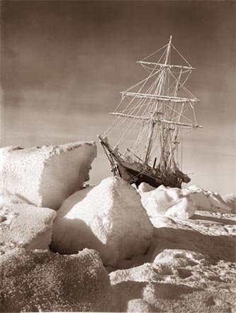 The Endurance after it became trapped in an ice floe <br>(http://www.greenmuseum.org/generic_content.php?ct_id=260)