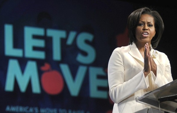 Michelle Obama during a speaking engagement . (www.obamafoodorama.blogspot.com)