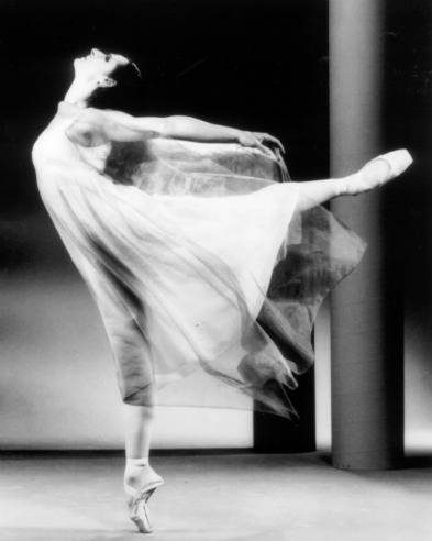 Veronica Tennant as Juliet in Romeo and Juliet (http://www.canadacouncil.ca)