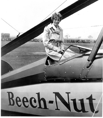 Amelia Earhart (google)