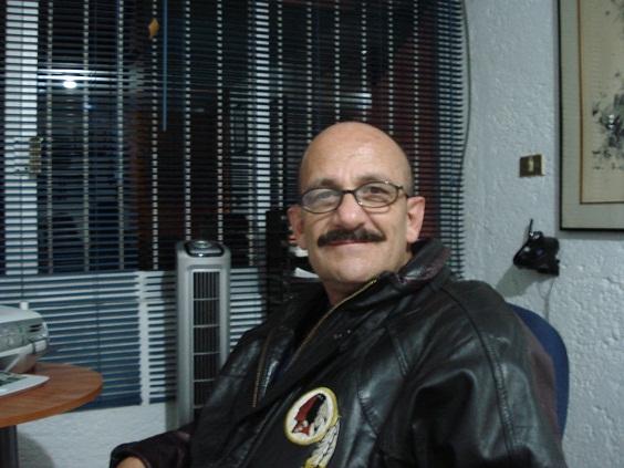 El maestro Guillermo Ojeda-Lajud (Talleres y Certificación en inglés Crafts)
