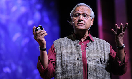 Bunker Roy at TED Global 2011 ( TED)