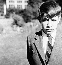 Stpeh Hawking as a Child (http://www.bitrebels.com/wp-content/uploads/2011/10/Stephen-Hawking-As-Child-Main.jpg ())